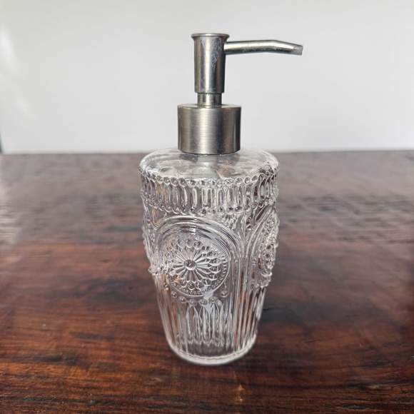 Pioneer Woman Adeline Collection Beautiful Clear Glass Soap Dispenser 7" Tall - Picture 6 of 11